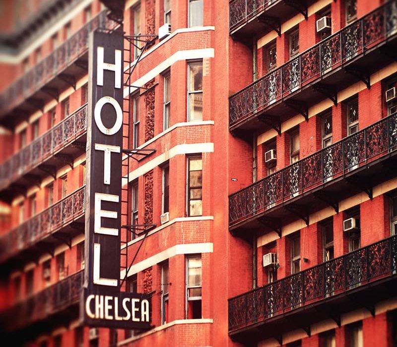 Lire la suite à propos de l’article Chelsea Hotel, lieu incontournable de la vie artistique new-yorkaise
