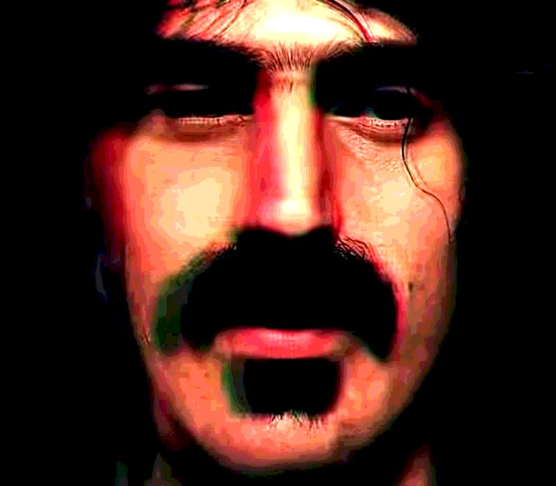 Lire la suite à propos de l’article Frank Zappa, rocker hybride débridé métissé de musiques noires
